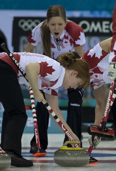 Curling Canada | MQFT with Kaitlyn Lawes