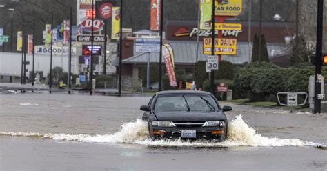 Record snow, serious flooding left Seattle area cut off from Washington ...