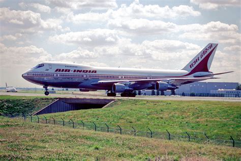 File:145hi - Air India Boeing 747-200, VT-EGA@CDG,11.08.2001 - Flickr - Aero Icarus.jpg ...