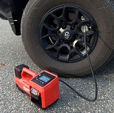 Milwaukee® M18™ Cordless Tire Inflator Kit – LockNLube