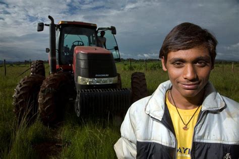 Flower farms in ancestral Ethiopia: a choice between large or small – The Africanists