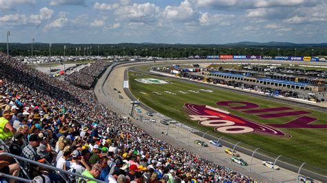 Tickets still available for NASCAR races at Nashville Superspeedway