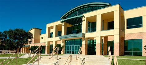 NISD Warren High School – Performing Arts – GBA Architects, San Antonio