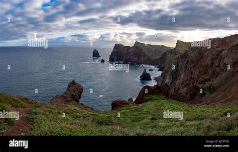 Ponta do Rosto, volcanic peninsula Ponta de Sao Lourenco, rocky coast, cliffs, Punta de San ...