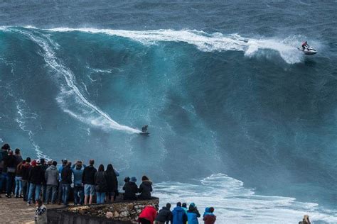 Super Scary Monster Waves at Nazare, Portugal | So Thrilling | Reckon Talk | Big wave surfing ...