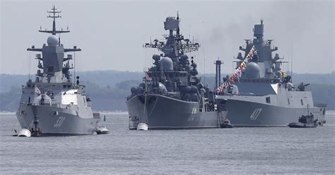 Russia Beefs Up Baltic Fleet Amid NATO Tensions: Reports | HuffPost