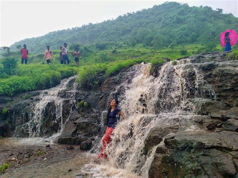 Fanaspada Kharghar Waterfall - Chasing wilderness in a city