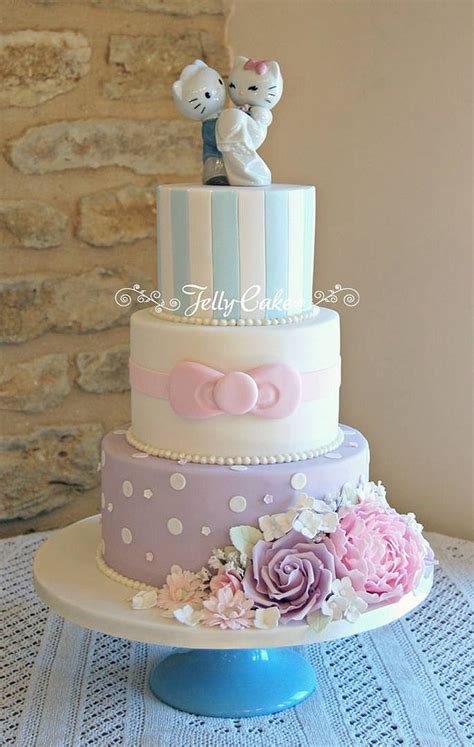 Hello Kitty Wedding Cake | Hello kitty wedding, Hello kitty cake ...