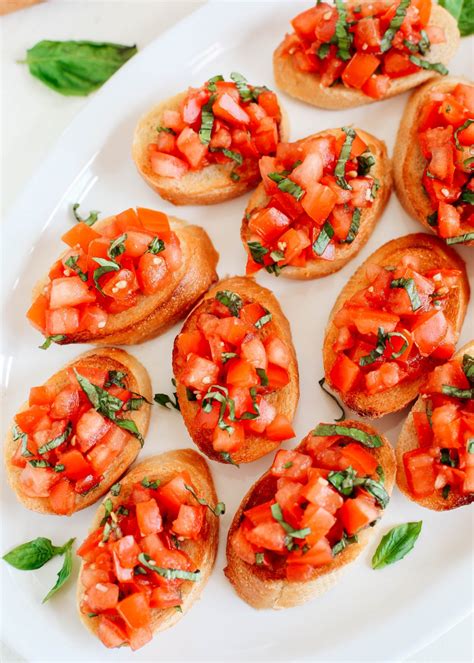 EASY Tomato and Basil Bruschetta - Eat Yourself Skinny