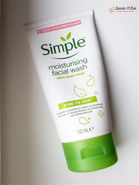 Simple Moisturizing Facial Wash Review