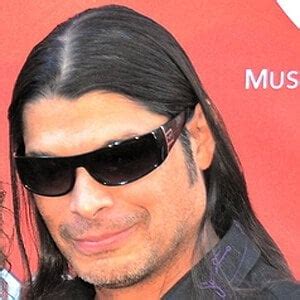 Robert Trujillo - Age, Family, Bio | Famous Birthdays