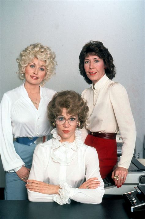 Dolly Parton says original ‘9 to 5’ cast are all in for reboot - ABC News