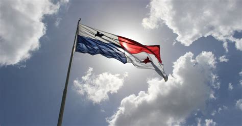 Panama Flag Meaning: Unity, Diversity, & National Pride