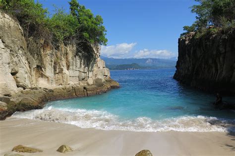 The 5 Best Beaches in North Sulawesi Indonesia