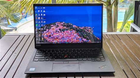 A Year with the Lenovo ThinkPad X1 Carbon Gen 7 | larsklint.com