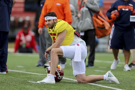 Baker Mayfield looked good at Senior Bowl and lifted his draft stock