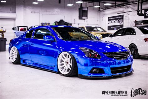 2010 Nissan Altima in Blue Chrome - PHENOMENALVINYL