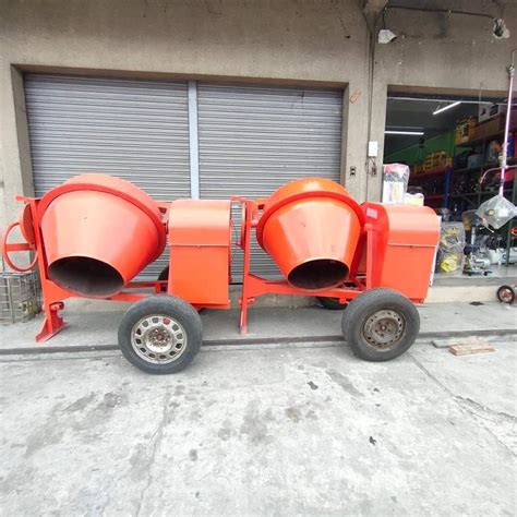 BMW 1 Bagger Concrete Mixer A Frame w/ Engine Cover (Heavy Duty), Commercial & Industrial ...