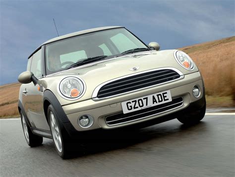 Used MINI Hatchback Hatchback (2006 - 2013) Review | Parkers