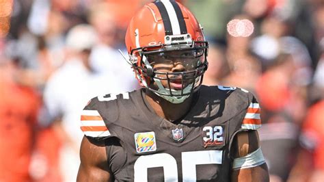 NFL Honors 2024: Myles Garrett named Defensive Player of the Year, becoming first Browns player ...