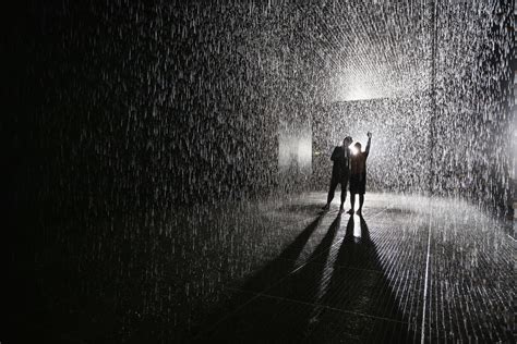 'Rain Room' art installation - Photo 8 - Pictures - CBS News