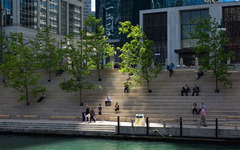 Chicago Riverwalk - GreenBlue Urban