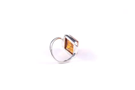 Amber Rings - Amber Tree