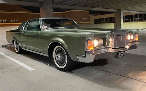 021023 – 1969 Lincoln Continental Mark III – 1 | Barn Finds