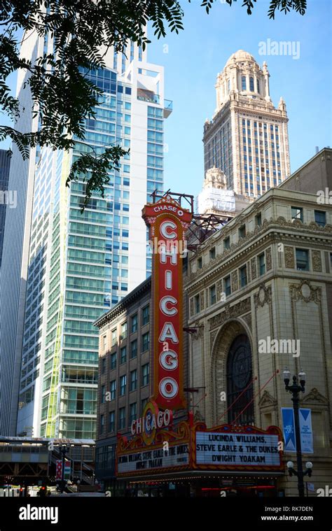 Chicago theatre sign Stock Photo - Alamy