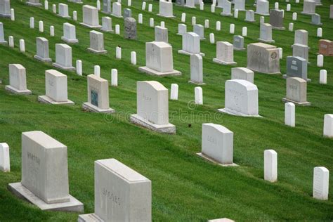 Gravestone of JFK on Arlington National Cemetery Editorial Image ...