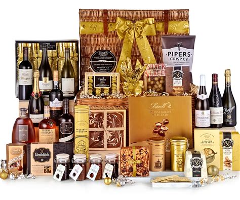 Regency Feast Hamper With Bollinger Champagne - Regency Hampers