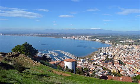 Cinco experiencias para vivir Roses en cualquier época del año