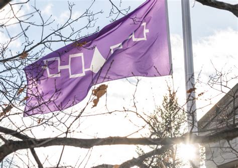 Haudenosaunee Flag.690 | Syracuse University News