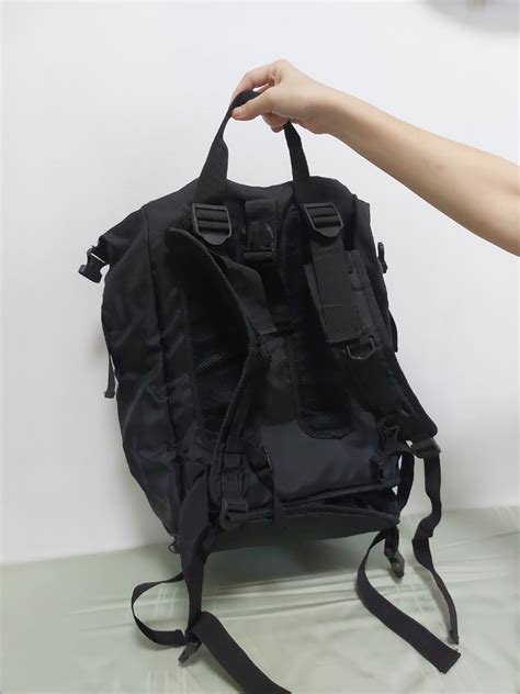 TYR backpack, Men's Fashion, Bags, Backpacks on Carousell