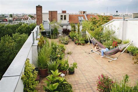 What Are The Benefits Of A Rooftop Garden?