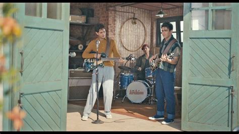 The Archies Rockin First Song ‘Sunoh’: Zoya Akhtar’s Cinematic Ode to 1960’s music | BollySpice ...