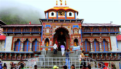 Badrinath Temple - The Lord Vishnu Lok | Chardham Yatra, Uttarakhand, India | Indian Religious ...