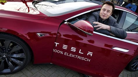 Elon Musk's net worth drops below $200 billion as Tesla shares ...