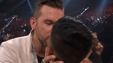 TJ Osborne Kisses Boyfriend After 2021 CMA Awards Win for Brothers Osborne