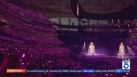 Taylor Swift mania takes over Sofi Stadium in L.A. for Night 2 - YouTube