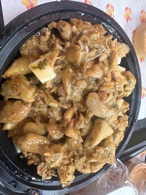 FLUFFIES HOT CHICKEN - 13 Photos - 492 Broadway, Bayonne, New Jersey ...