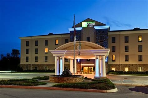 Holiday Inn Express Hotel & Suites College Square - UPDATED 2018 Prices & Reviews (Morristown ...