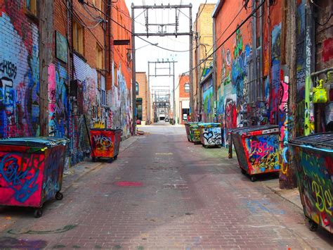 A Hobo's Travelogue: Art Alley, Rapid City, South Dakota