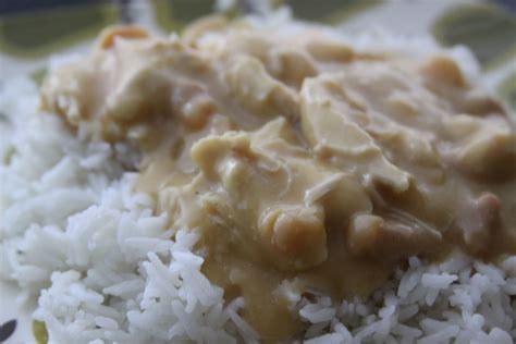 chicken with rice and gravy