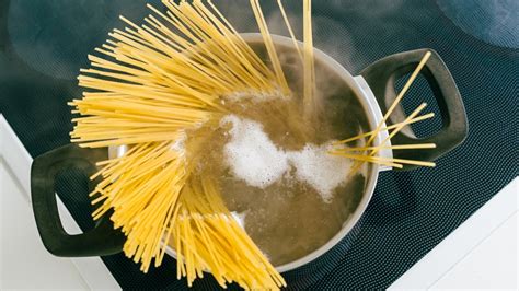 The Essential Timing Tip To Remember When Cooking Pasta