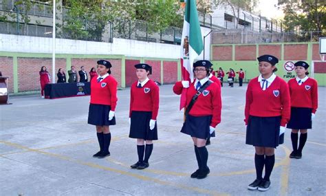 Beca Colegio de Bachilleres Edomex 2021: Útiles y uniformes