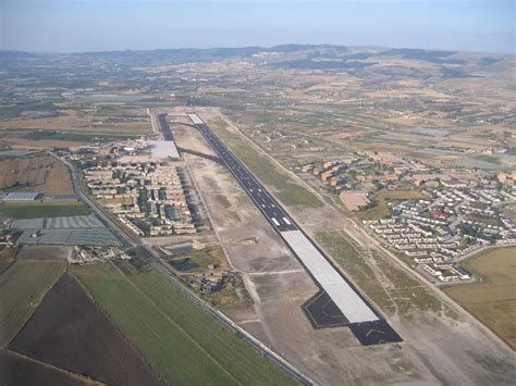 L'aeroporto di Comiso | sarà operativo dal 30 maggio - Live Sicilia