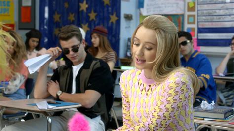 Iggy Azalea Fancy Clueless - Kremi Png