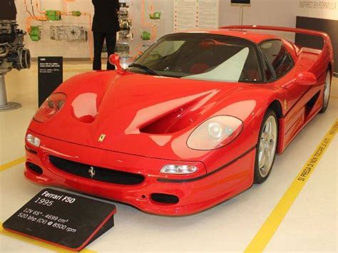 Ferrari Museum : In Pictures!