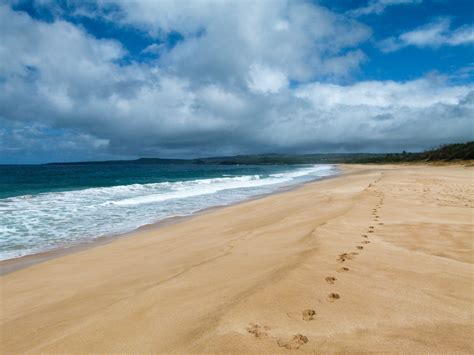 Best Molokai Beaches for Boomer Travelers